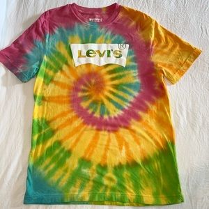 Men’s Levi’s tie-dye shirt- Size M